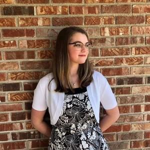 Meet your Posher, Elizabeth